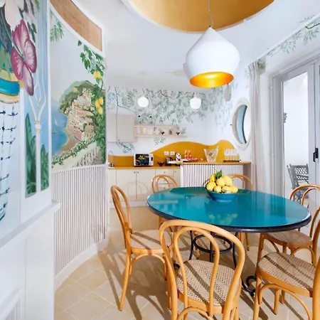 Near Grande *